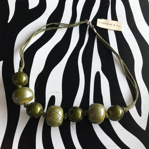 3 for $30 Stephan & Co. Green Necklace - Picture 1 of 4